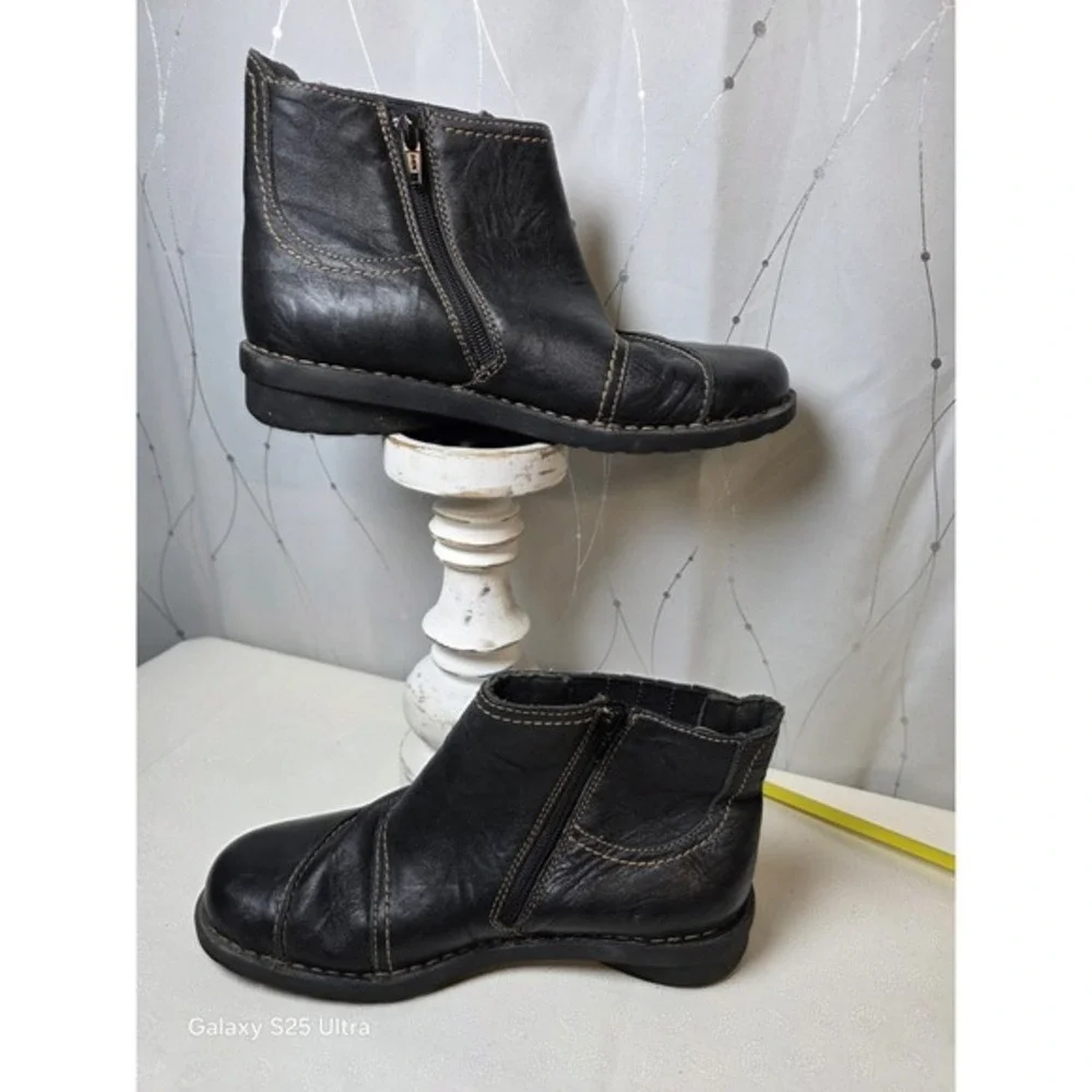 Clarks Womens Ankle Boot 7 Bendables Black Leather Comfort Zip Up Low Bootie